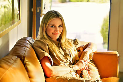 卡麥蓉讚基努溫暖 直戳網路世代焦慮