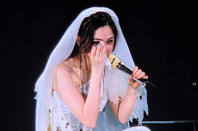 一張門票逼哭一家人…鄧紫棋演唱會爆暖心結局