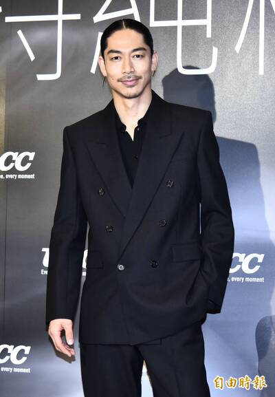 AKIRA敵不過家中「最強小Boss」 認了最幸福時刻：起床被踢也甘願