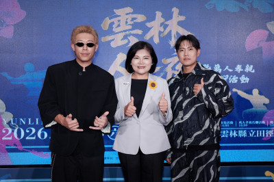 玖壹壹曝獨門孝親法！洋蔥練馬拉松「跑回老家」  健志幫兒手寫卡片送愛妻