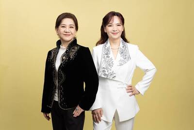 三代命理世家》當鐵口直斷遇上理工邏輯！周映君、翊樺母女檔共解「天命」與「業力」