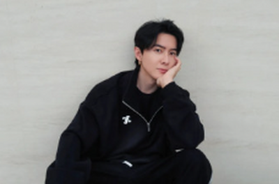 唐禹哲閃兵案自首！3天前「黑衣照」網狂酸：適合開庭