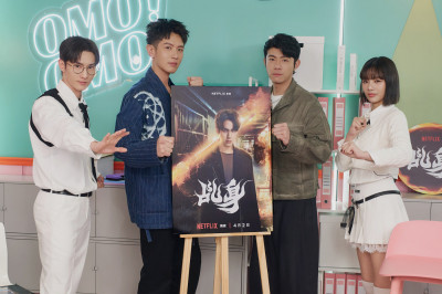 柯震東《乩身》片場驚傳意外 兩層樓高大門倒塌險砸中