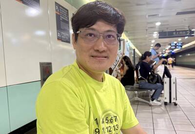 妻被爆縱容兒隨地小便   台語歌手稱誤會一場