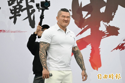 館長又出事？公司半年違法5次 網酸：家人們快來應徵