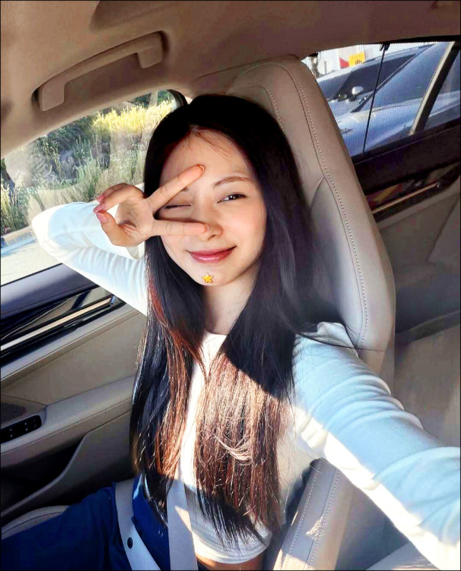 子瑜曬新車歡慶27歲 7月高雄會台粉