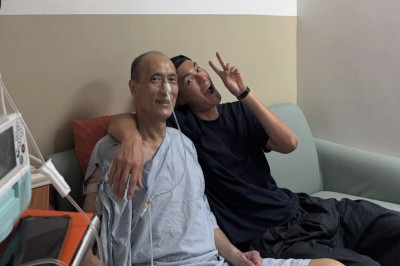 楊祐寧淚憶去年「沒有壽星的生日宴」 痛失老爸1年苦笑:你無處不在