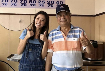 喪父2個月走不出...李燕深夜哭訴「始終沒有習慣」 心碎喊：今天還是很想你