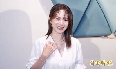 交往8年男友送200萬鑽石飾品！高宇蓁被問聘禮霸氣反擊：結婚要另外買