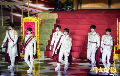 （直擊）NCT WISH來台辦婚禮！6王子娶回1.4萬公主：不准出軌
