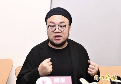 沈伯洋掀「洋流」旋風！名導放話踩場蔣萬安總部 喊話：大選何必搞得像國仇家恨