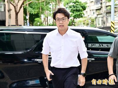 沈伯洋連上兩大名嘴節目 憶亡母哽咽4小時破12萬點閱 沈伯洋連上兩大名嘴節目 憶亡母哽咽4小時破12萬點閱
