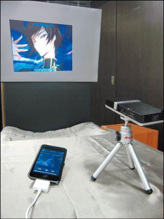 【流行消費】掌上投影機 -----娛樂、簡報隨身走