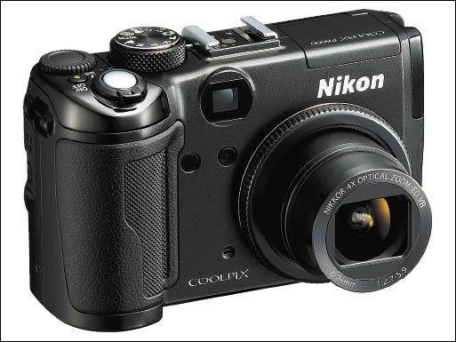 內建GPS功能的Nikon P6000相機，能將拍照地的GPS位置記錄下來，不管過多久也不會忘記在哪裡拍攝的。
