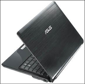 華碩UL80VT輕薄筆電，14吋，搭載獨立顯示卡和500G硬碟，售價34,900元。