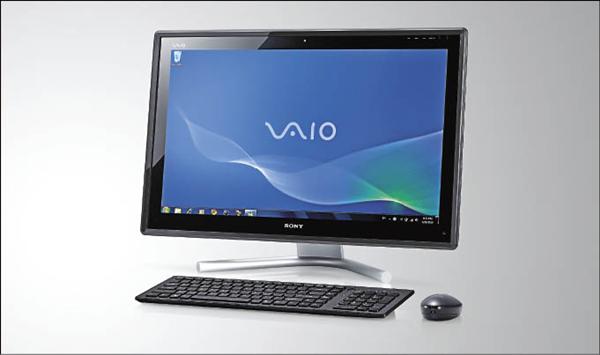 Sony All-in-One桌機L218，搭載24吋觸控螢幕，售價64,800元。