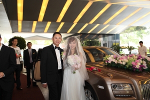 小蜜桃朱安禹與上海富商李慎言結婚。(傑星提供) 小蜜桃朱安禹與上海富商李慎言結婚。(傑星提供)