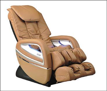 督洋臀感按摩椅TC-470，原價69,800元，特價46,800元，贈送市價3,980元美膚拉提按摩器。