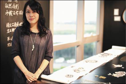 台灣金工設計新秀蔡依珊，曾入選為「Fendi手創未來全球跨界設計展覽」台灣合作藝術家。圖片提供／學學文創志業