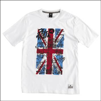 AIRWALK「瘋奧運」英國國旗短袖圓領T恤880元。