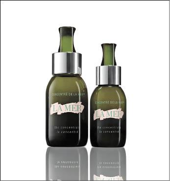 極緻濃縮再生精華30ml，11,200元；50ml，14,200元。（LA MER提供）