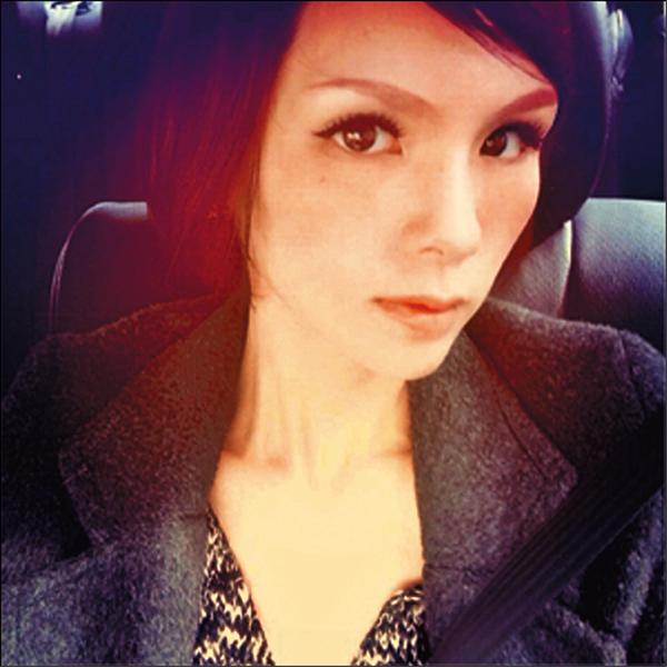 中法混血正妹Amelie報名參加票選活動，備受矚目。（正妹百人斬電影粉絲團提供）