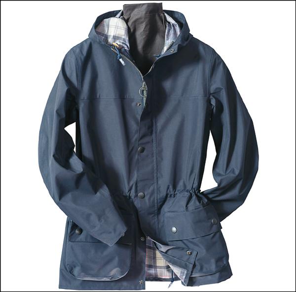 Barbour水洗軍外套，16,200元。（Barbour提供）