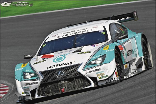 國內下個月才要上市的Lexus RC系列雙門Coupé，其RC F廠車已在日本Super GT場上鏖戰了一個賽季，現階段在GT500組的車手和車隊積分榜皆取得領先優勢。