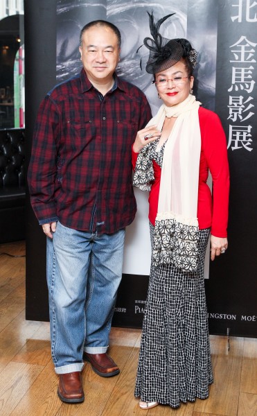 馮寶寶(右)與導演高志森出席《媽咪俠》媒體茶敘。(記者王文麟攝) 馮寶寶(右)與導演高志森出席《媽咪俠》媒體茶敘。(記者王文麟攝)