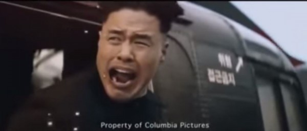 《名嘴出任務》中金正恩被爆頭情節,引發北韓不滿。(圖擷取自youtube) 《名嘴出任務》中金正恩被爆頭情節,引發北韓不滿。(圖擷取自youtube)