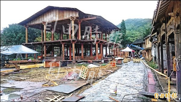 「沉默」劇組在中影文化城搭景。(專案組攝) 「沉默」劇組在中影文化城搭景。(專案組攝)