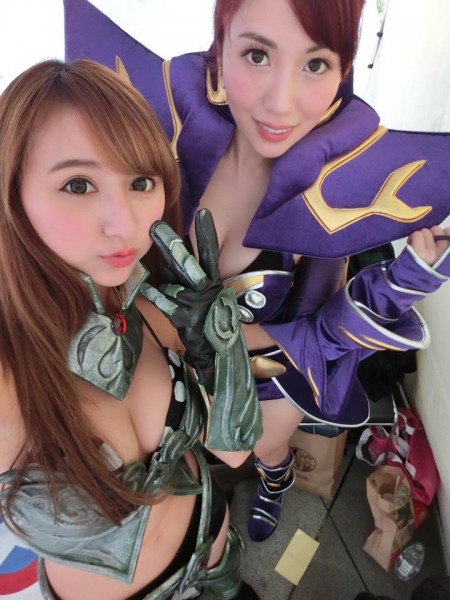 小歪代言遊戲,扮成魔劍士。(取自孫沐辰的朕辰宮臉書) 小歪代言遊戲,扮成魔劍士。(取自孫沐辰的朕辰宮臉書)