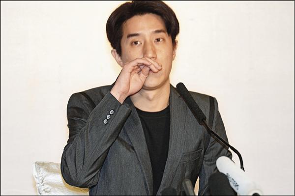 房祖名吸毒被捕,昨露面道歉,並向好友柯震東溫情喊話。(星島日報提供、資料照) 房祖名吸毒被捕,昨露面道歉,並向好友柯震東溫情喊話。(星島日報提供、資料照)