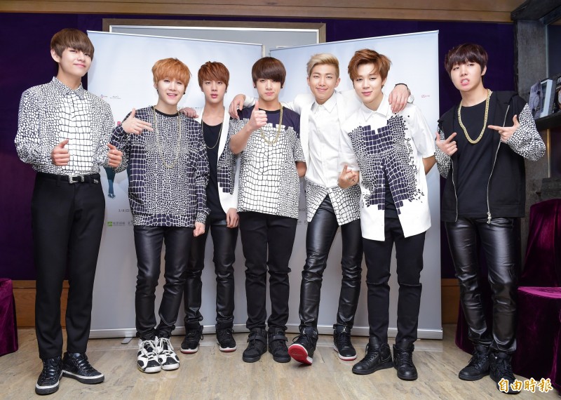 當防彈少年團遇上方文山霸氣變身粉絲專屬歐巴 自由娛樂