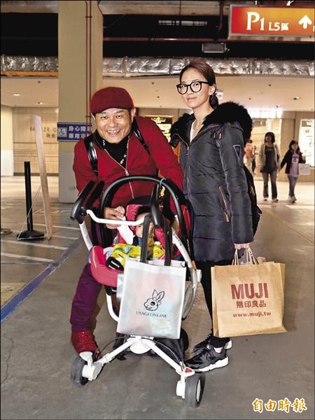 許效舜(左)為李倩蓉緩頰「可能也不太懂吧」!成為少數為李打圓場的藝人。(專案組攝) 許效舜(左)為李倩蓉緩頰「可能也不太懂吧」!成為少數為李打圓場的藝人。(專案組攝)