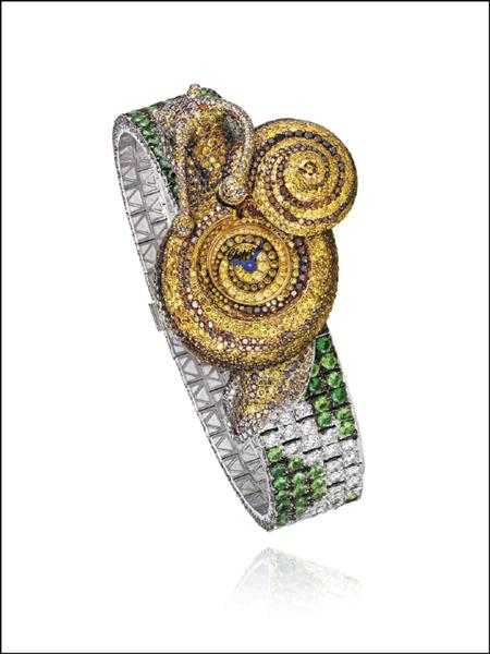 蕭邦動物世界系列蝸牛腕錶，15,876,000元。