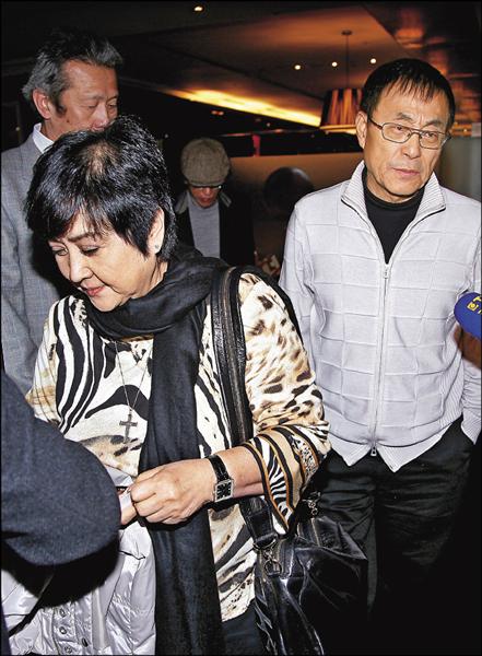 劉家昌暗指黑手操控,甄珍強調家務事外人難插手。(本報資料照) 劉家昌暗指黑手操控,甄珍強調家務事外人難插手。(本報資料照)