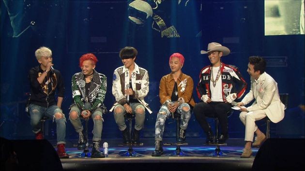 BIGBANG參加KBS 2TV音樂節目《柳熙烈的寫生簿》的錄製，由左至右為勝利、G-Dragon、大聲、太陽、TOP。（取自韓星網）