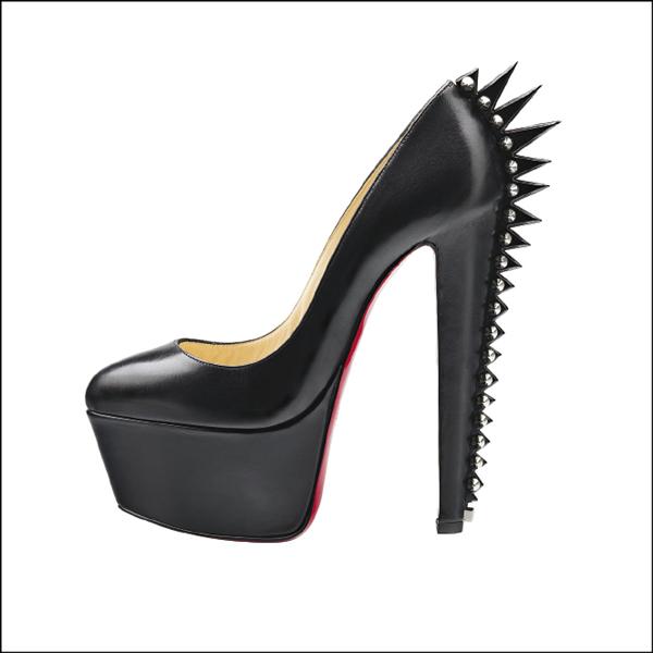 Christian Louboutin Electro Pump搖滾厚底高跟鞋，46,000元。