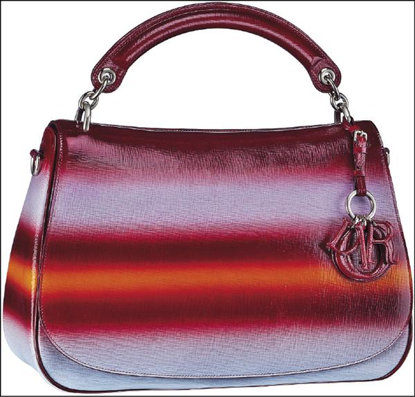 Dior Dune紅白橘色牛皮漸層提包，120,000元。