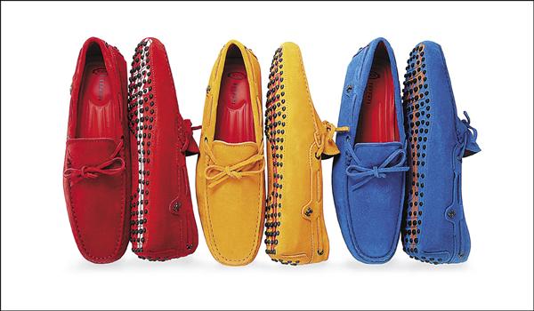 麗晶精品TOD’S for Ferrari豆豆男鞋，一雙19,900元。