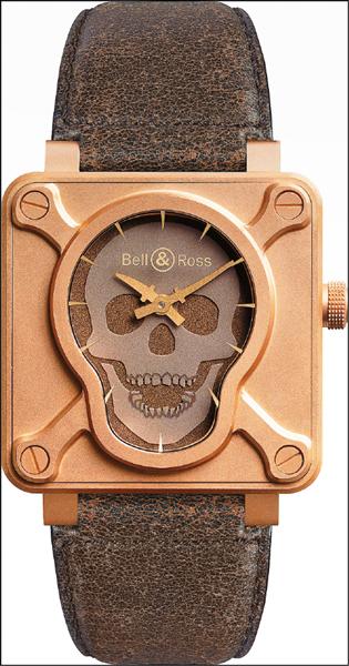 Bell & Ross Skull Bronze腕錶，錶盤骷髏以手工鑲貼螢光塗料，能在黑暗中發出亮光。建議售價228,500元。限量500只。