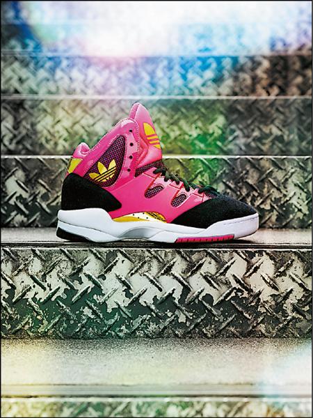 adidas Originals GLC球鞋，3,890元。（adidas Originals提供）