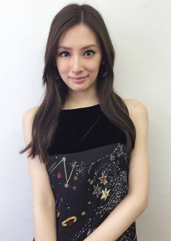 北川景子聽聞記者來自台灣時用日文回答:「我超喜歡台灣」。(資料照,圖擷取自北川景子 Keiko Kitagawa official臉書) 北川景子聽聞記者來自台灣時用日文回答:「我超喜歡台灣」。(資料照,圖擷取自北川景子 Keiko Kitagawa official臉書)