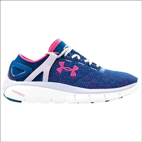 UNDER ARMOUR Speedform® Fortis慢跑鞋，女款各4,380元。