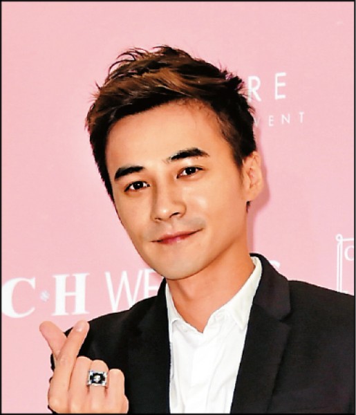 邵雨薇去年認愛是元介 2月牽手張立昂 - 自由娛樂