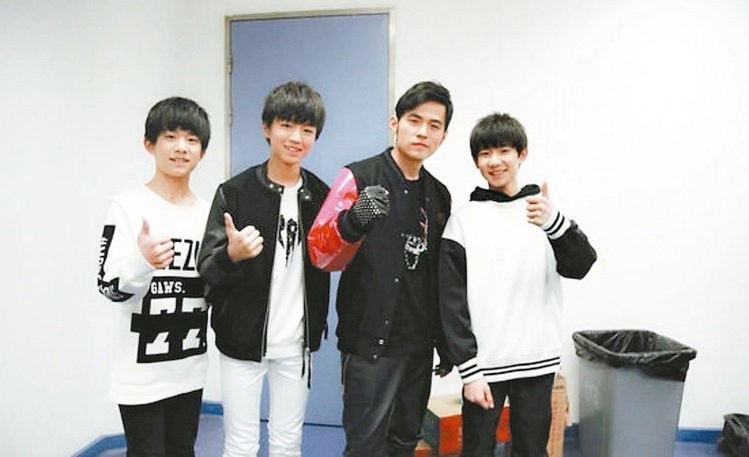 周杰倫為TFBOYS打造新歌，不過在台灣方面的宣傳則十分簡單低調。（翻攝自搜狐娛樂）