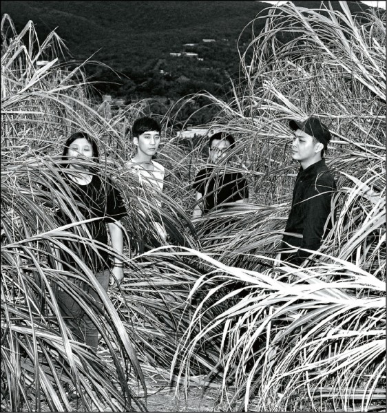 獨立樂團「草東沒有派對」的團員大部份都還是學生。（相信提供）