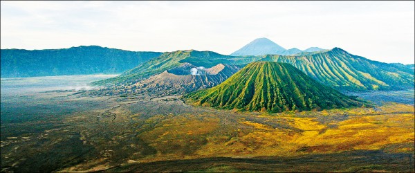 旅遊 實現我的旅遊夢 探訪神聖宗教遺跡 印尼日惹 自由娛樂