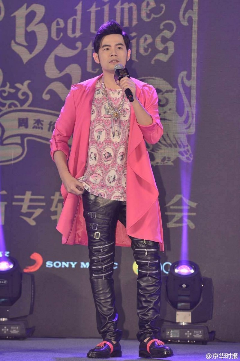 周杰倫希望女兒能一直聽他的歌。（翻攝自微博）